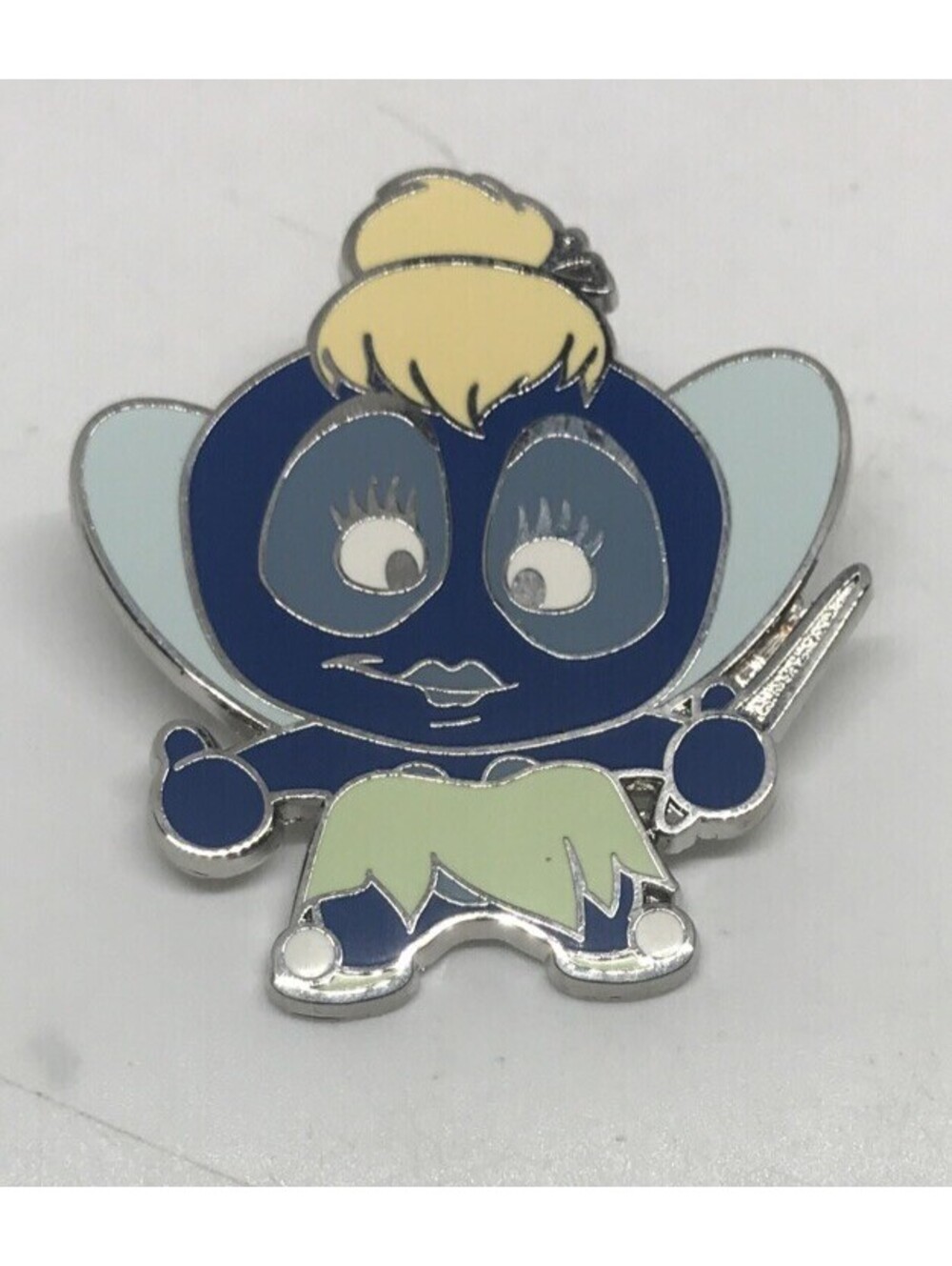 Disney Pin Limited Release Wonder Series Silver DeeBees Pixee Disney Free Ship